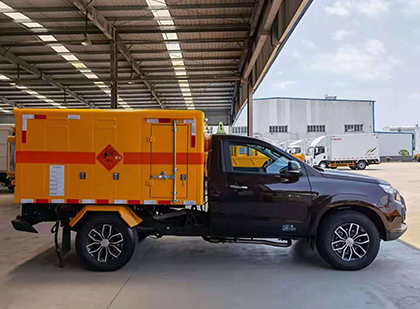 亭湖爆破器材运输车